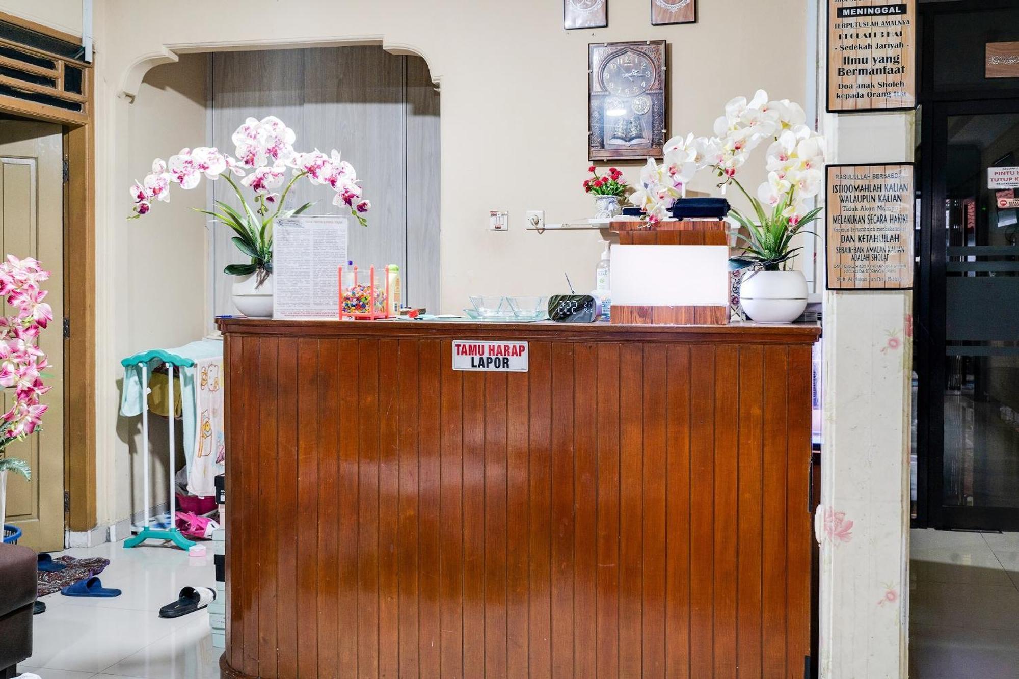 Oyo Life 91994 Sawerigading Jatinangor Syariah Hotell Sayang Eksteriør bilde