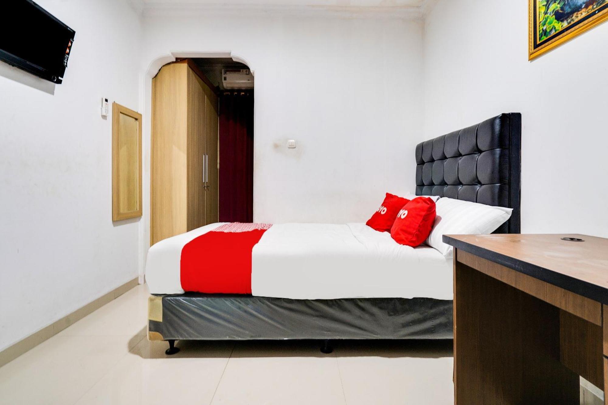 Oyo Life 91994 Sawerigading Jatinangor Syariah Hotell Sayang Eksteriør bilde