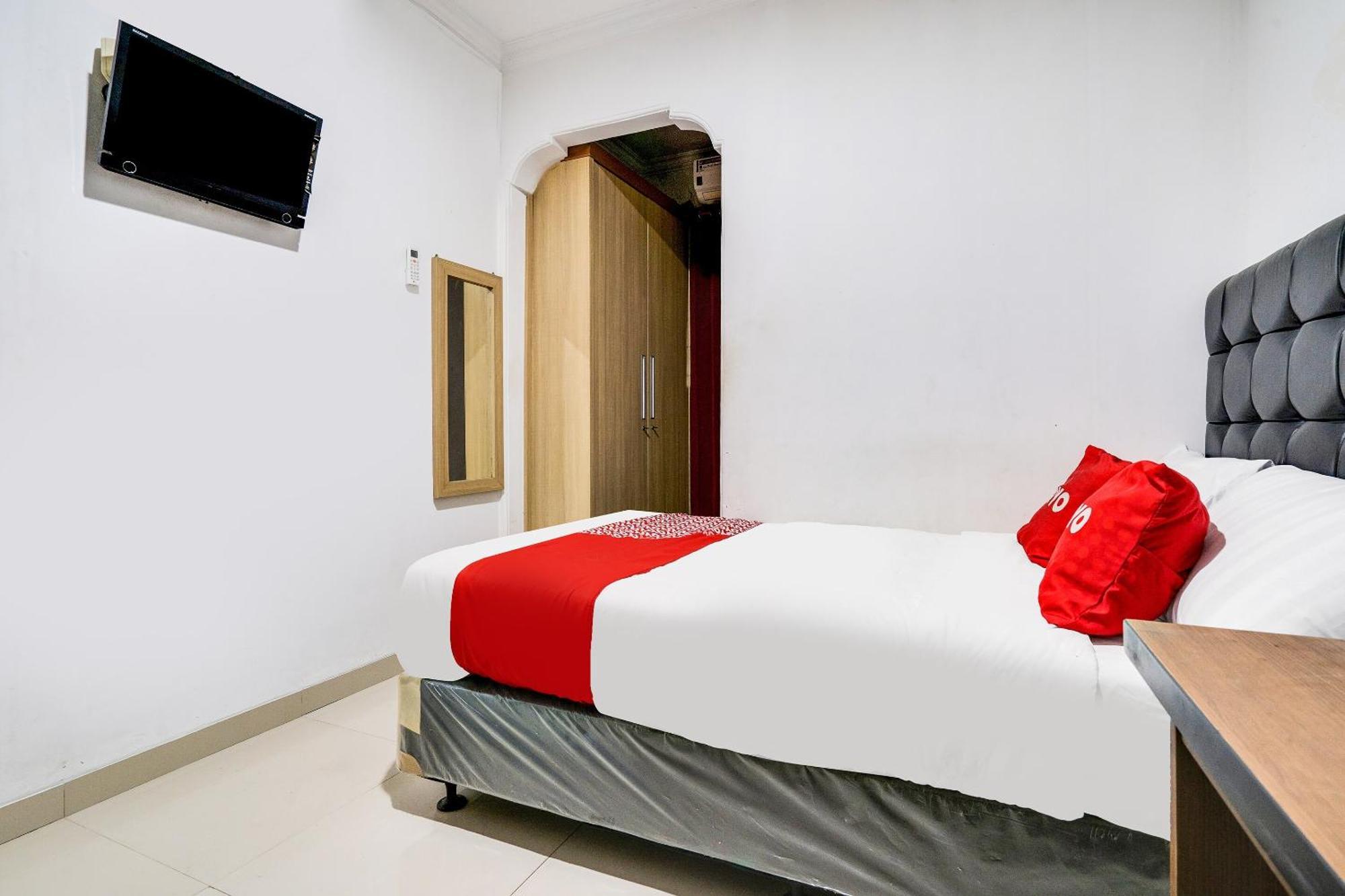 Oyo Life 91994 Sawerigading Jatinangor Syariah Hotell Sayang Eksteriør bilde